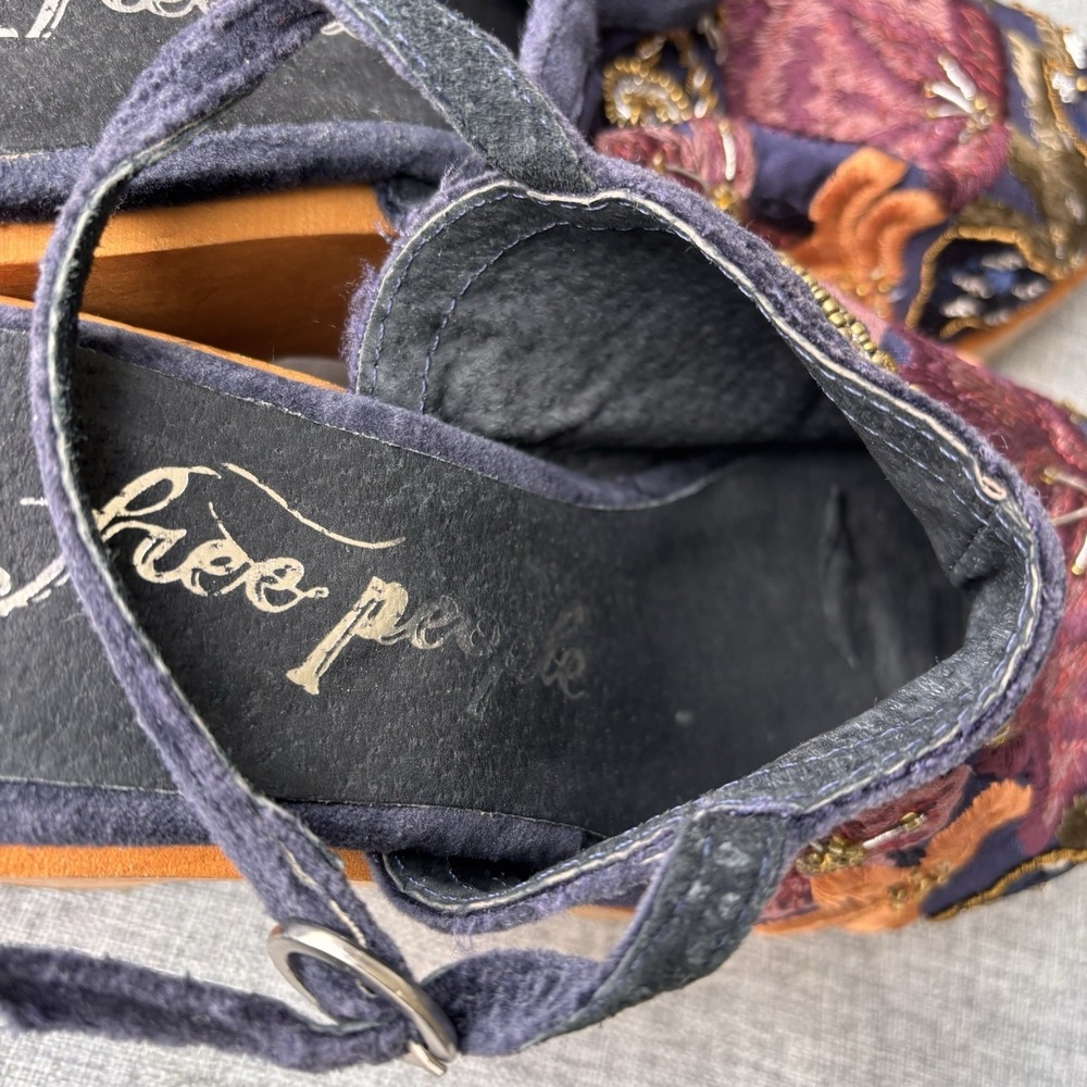 Free People 38/8 Cosmic Storm Navy Embroidered‎ Beaded Wooden Platform Clogs - Picture 7 of 15